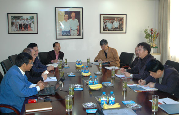 江蘇省經(jīng)濟(jì)和信息化委員會(huì)黨組副書(shū)記、副主任俞軍來(lái)江蘇上上電纜集團(tuán)調(diào)研