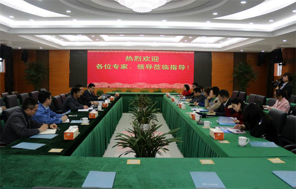 2016年4月6日，“新型智庫(kù)看溧陽(yáng)”專家組來(lái)上上電纜調(diào)研