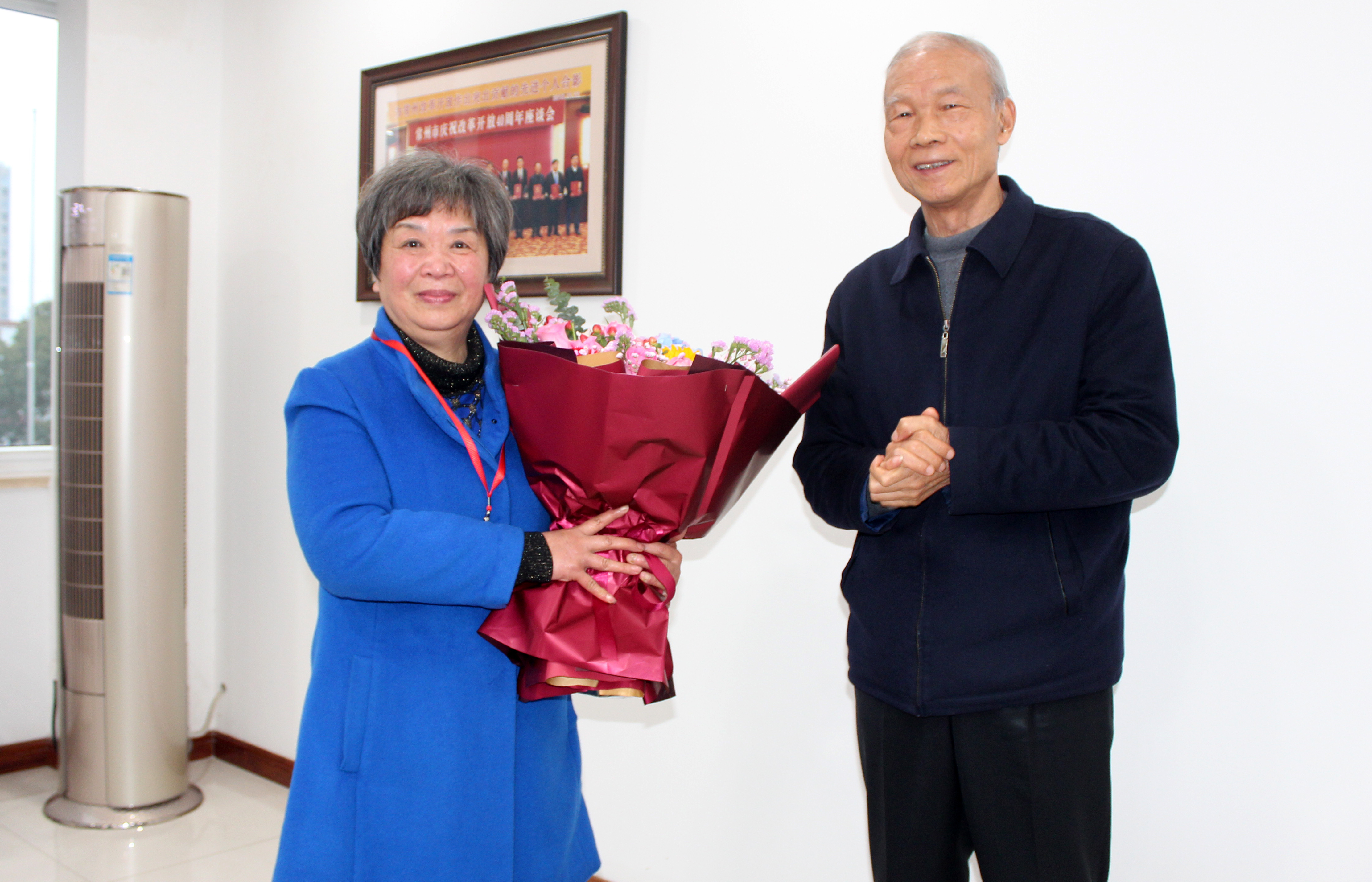 奉獻(xiàn)半生，不舍別離——記上上電纜銷售顧問錢國琴退休送別會(huì)