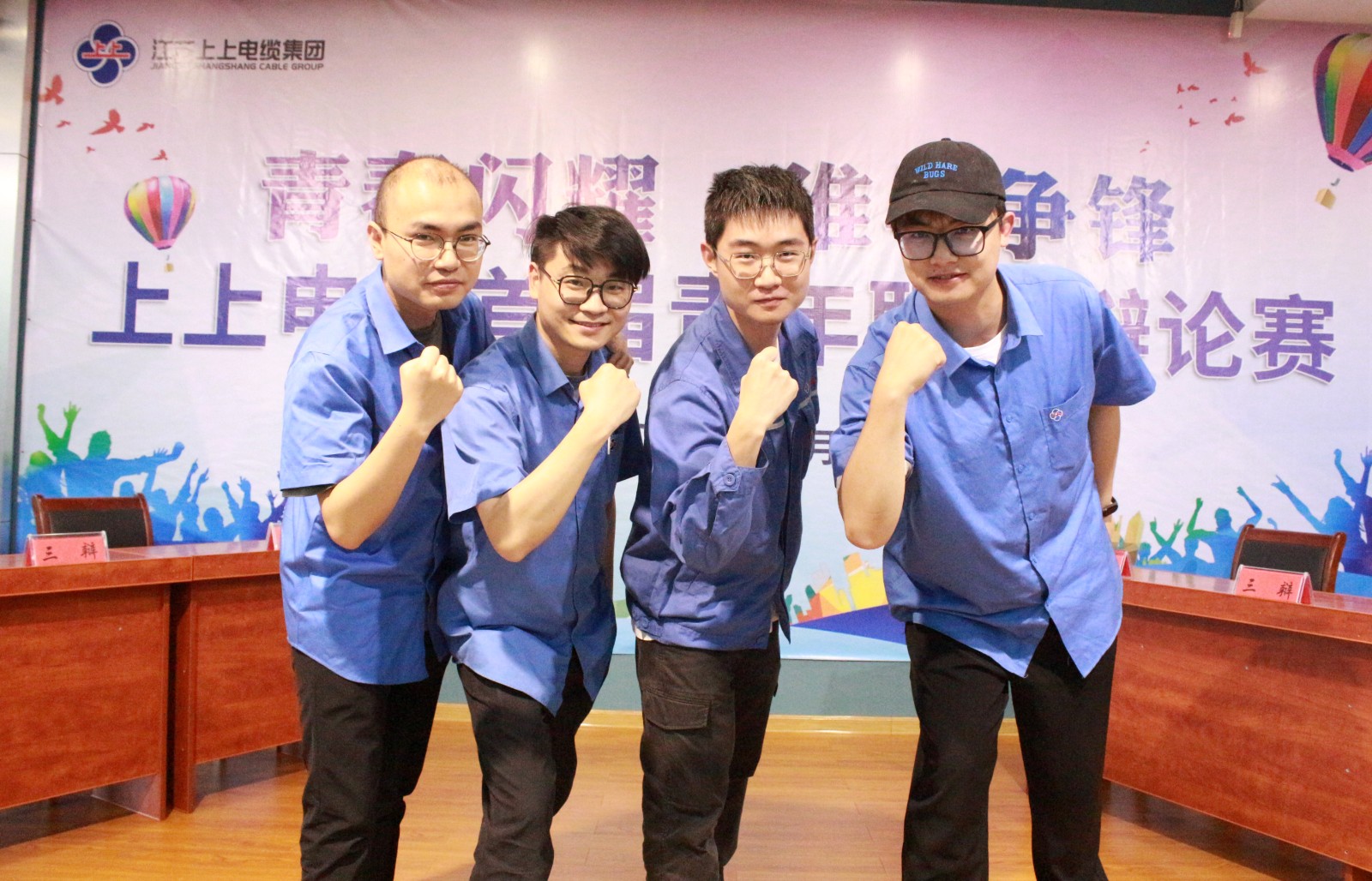 16844882707279426JZ3.jpg 16844882707279426JZ3.jpg