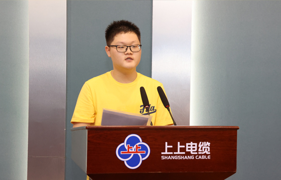 16927733294555906BAD.jpg 學(xué)生代表.jpg